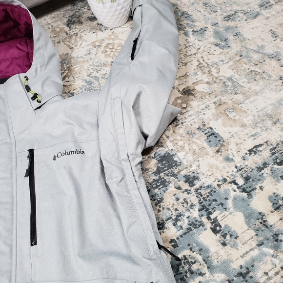 Columbia Omni-Tech Winter Ski Jacket - Picture 8 of 16